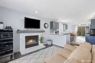 13701 SE 275th Pl, Kent, WA 98042 - Photo 8