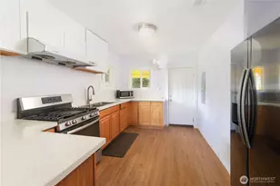 5104 NW Sammamish Rd, Issaquah, WA 98027 - Photo 14