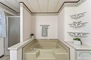 1023 S E Dove Ln, College Place, WA 99324 - Photo 14