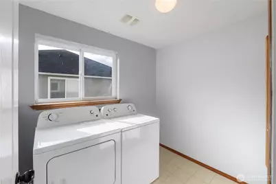 226 Easton Avenue W, Eatonville, WA 98328 - Photo 30