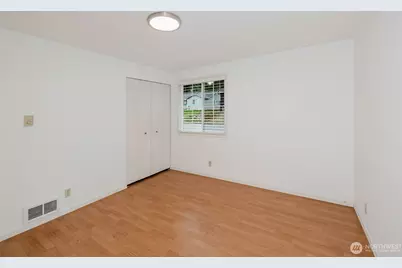 7600 Sandy Way NE, Poulsbo, WA 98370 - Photo 16