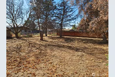 205 March Street NE, Moses Lake, WA 98837 - Photo 6