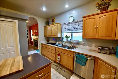 12294 Rd. 9.5 NE, Moses Lake, WA 98837 - Photo 14