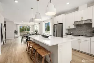 9008 NE 203rd Ln, Bothell, WA 98011 - Photo 8