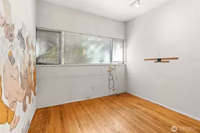 12117 SE 26th Street, Bellevue, WA 98005 - Photo 18