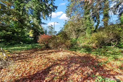 12117 SE 26th Street, Bellevue, WA 98005 - Photo 28