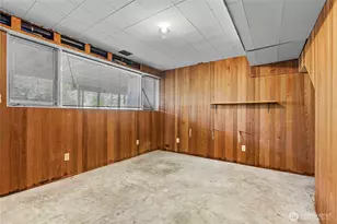 12117 SE 26th St, Bellevue, WA 98005 - Photo 20