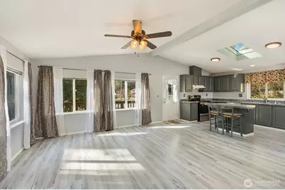 12611 NE Douglas Dr, Kingston, WA 98346 - Photo 6