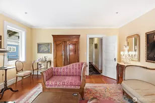 211 14th Ave E, Seattle, WA 98112 - Photo 8