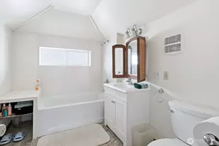 211 14th Ave E, Seattle, WA 98112 - Photo 24