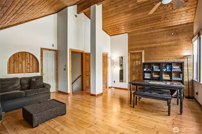 330 Keechelus Drive, Snoqualmie Pass, WA 98068 - Photo 14