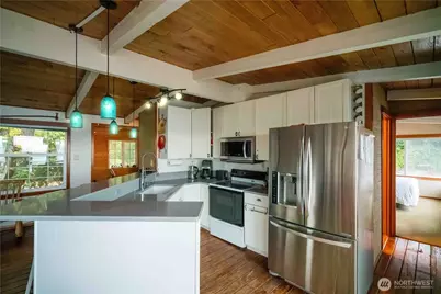 24 J View Place, Hat Island, WA 98206 - Photo 10