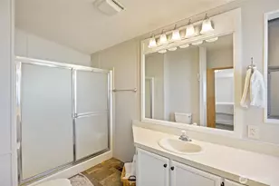 2240 W Broadway Ave, Moses Lake, WA 98837 - Photo 26