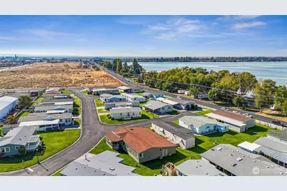 2240 W Broadway Avenue #225, Moses Lake, WA 98837 - Photo 36