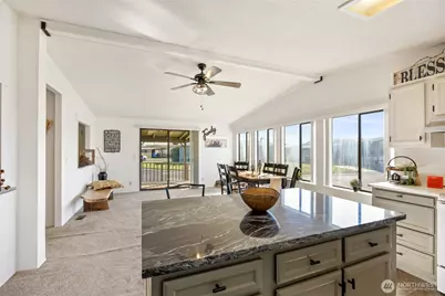 2240 W Broadway Avenue #225, Moses Lake, WA 98837 - Photo 16