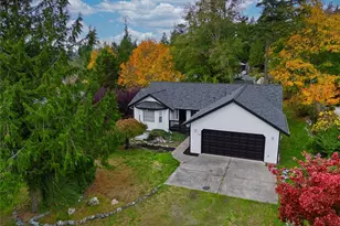 752 Tillamuk Dr, La Conner, WA 98257 - Photo 2