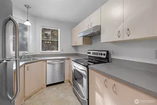 5300 Harbour Pointe Blvd, Mukilteo, WA 98275 - Photo 10