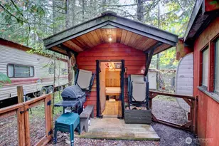 89 Sunset Circle, Deming, WA 98244 - Photo 8