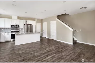 1515 N Waugh Road #B, Mount Vernon, WA 98273 - Photo 4