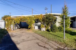 2219 E Isaacs Ave, Walla Walla, WA 99362 - Photo 1