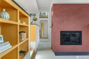 4660 NE 89th St, Seattle, WA 98115 - Photo 12