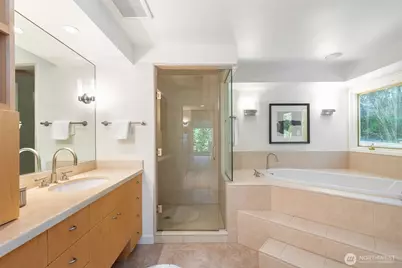 4660 NE 89th Street, Seattle, WA 98115 - Photo 34