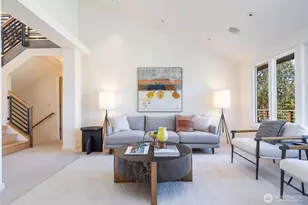 4660 NE 89th St, Seattle, WA 98115 - Photo 8