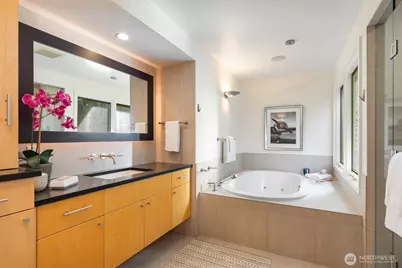 4660 NE 89th Street, Seattle, WA 98115 - Photo 26