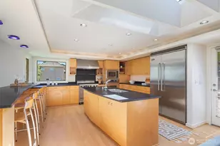 4660 NE 89th St, Seattle, WA 98115 - Photo 14