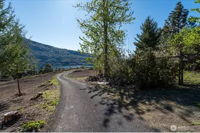 16495 S Lakeshore Road, Chelan, WA 98816 - Photo 4