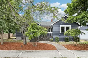 611 Elizabeth St, Sumner, WA 98390 - Photo 2