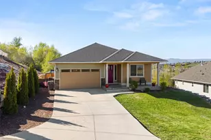 3050 Riverview Ln, Malaga, WA 98828 - Photo 2