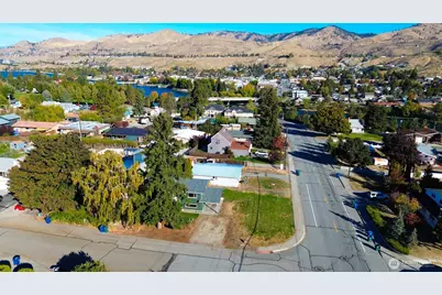 227 E Franklin, Chelan, WA 98816 - Photo 26