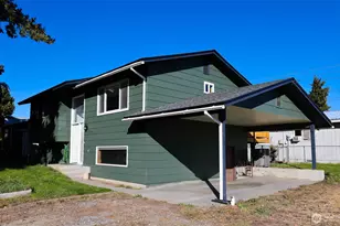 227 E Franklin, Chelan, WA 98816 - Photo 2