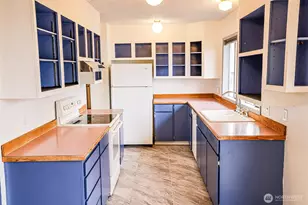 227 E Franklin, Chelan, WA 98816 - Photo 10