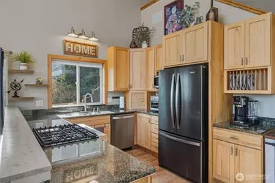 3093 Mt Vista Drive, Lummi Island, WA 98262 - Photo 12