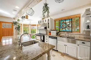 915 Front St, Lynden, WA 98264 - Photo 18