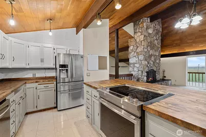 12509 Patricia Lane, Burlington, WA 98233 - Photo 16