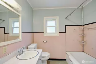 1102 17th St, Anacortes, WA 98221 - Photo 6