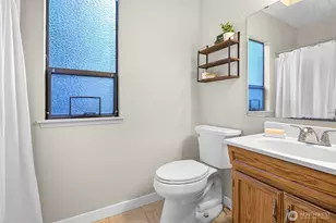 2550 Lake Whatcom Blvd, Bellingham, WA 98226 - Photo 16