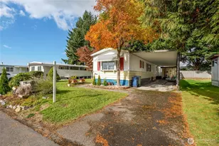 920 Maple Ln, Sedro Woolley, WA 98284 - Photo 1