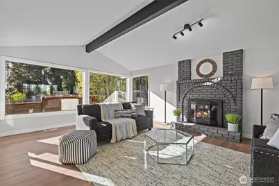 1817 58th Street NE, Tacoma, WA 98422 - Photo 2