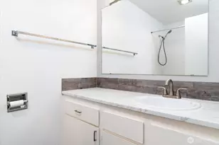 18102 15th Ave NE, Shoreline, WA 98155 - Photo 16