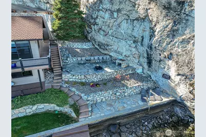 10370 S Lakeshore Rd, Chelan, WA 98816 - Photo 8