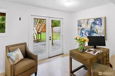 10211 NE Roberts Road, Bainbridge Island, WA 98110 - Photo 26