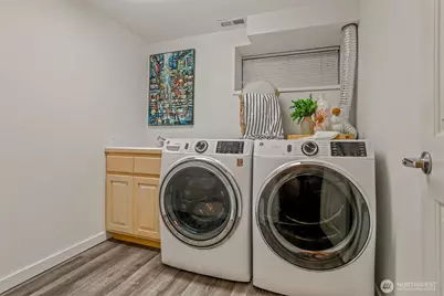 9044 15th Avenue NW, Seattle, WA 98117 - Photo 38