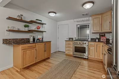 9044 15th Avenue NW, Seattle, WA 98117 - Photo 12