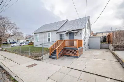 246 N Delaware Avenue, Wenatchee, WA 98801 - Photo 6