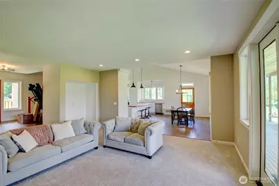 19011 Wildrose Lane, Burlington, WA 98233 - Photo 4