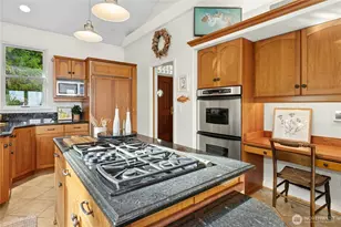 21322 NE President Point Rd, Kingston, WA 98346 - Photo 14